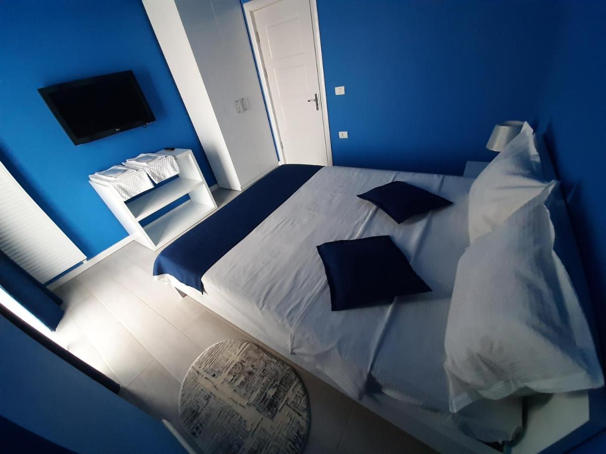 Blue Apartment ナボダリ エクステリア 写真